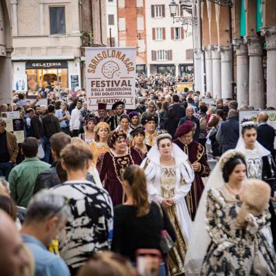 Mantova Festival Della Sbrisolona Viaggi In Bus