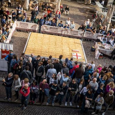 Viaggi In Pullman Mantova Festival Della Sbrisolona